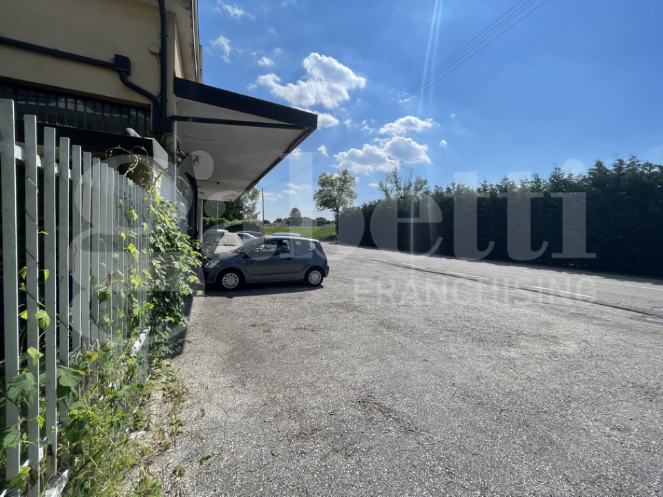 Laboratorio - Image 12