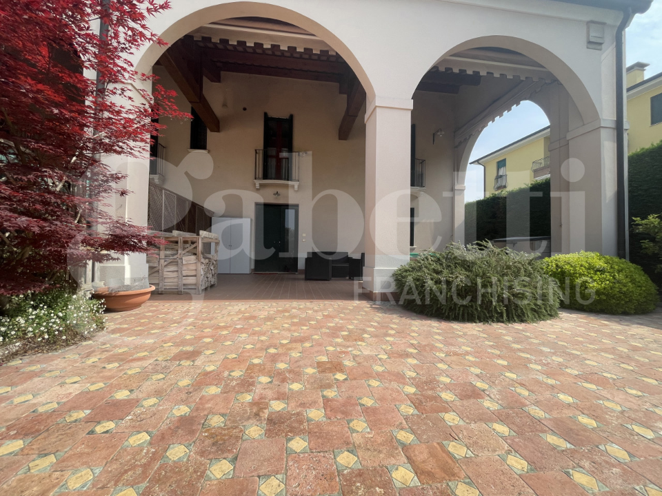 Villa - Image 23