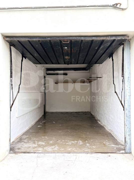 Box - Image 3