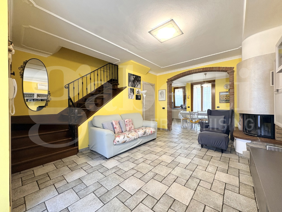 Villa - Image 4