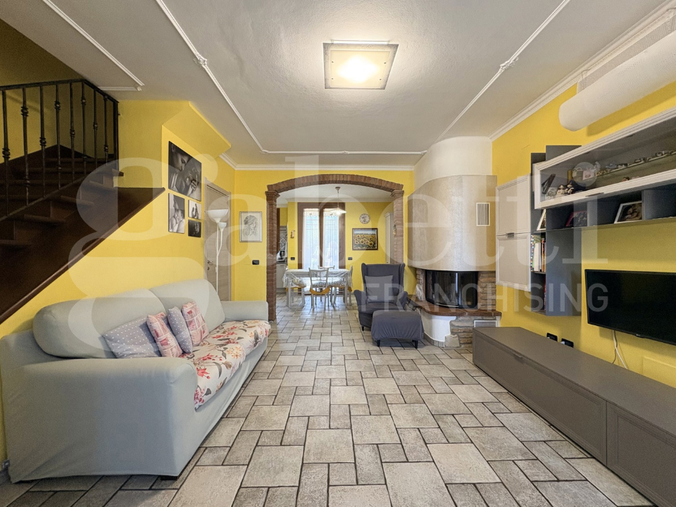 Villa - Image 3