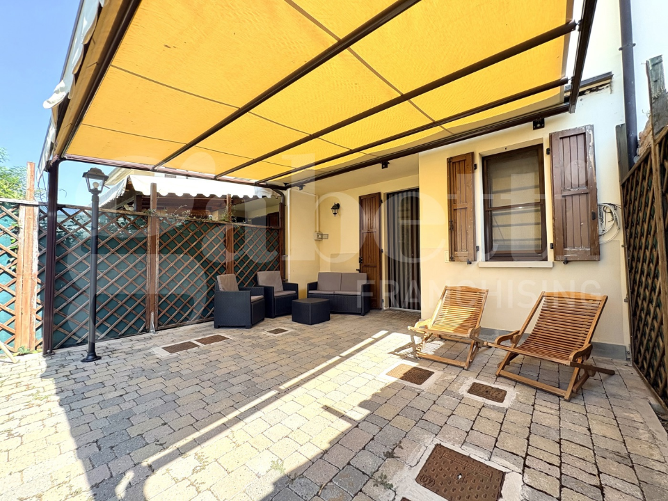 Villa - Image 32