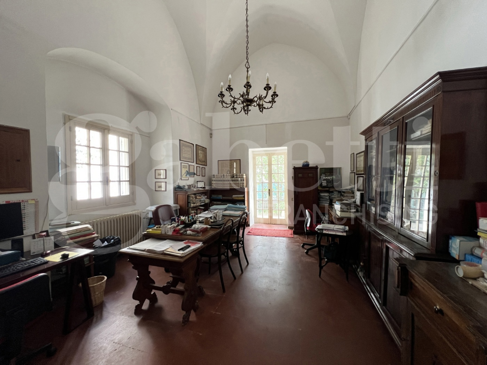 Villa - Image 11