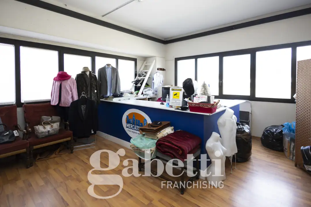 Capannone - Image 33