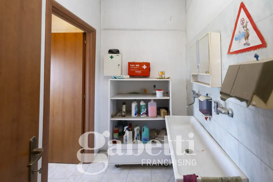 Capannone - Image 35