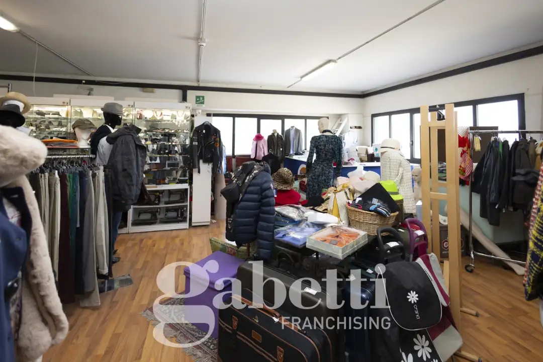 Capannone - Image 34