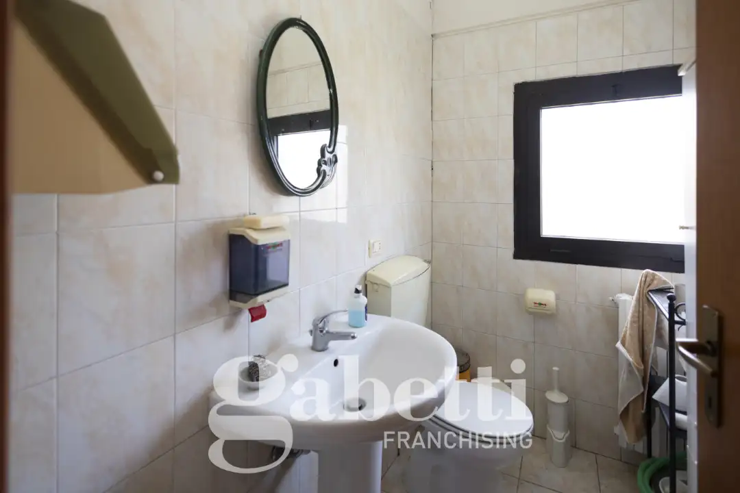 Capannone - Image 28