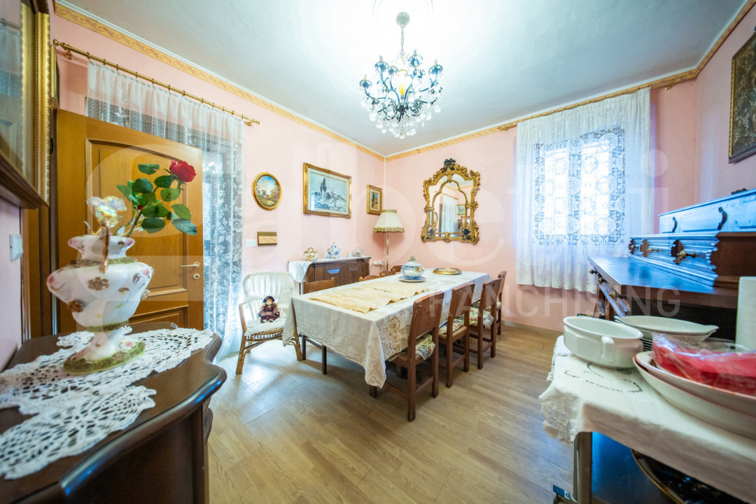 Villa - Image 18