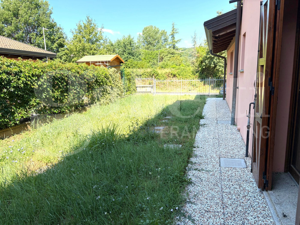 Villa - Image 2