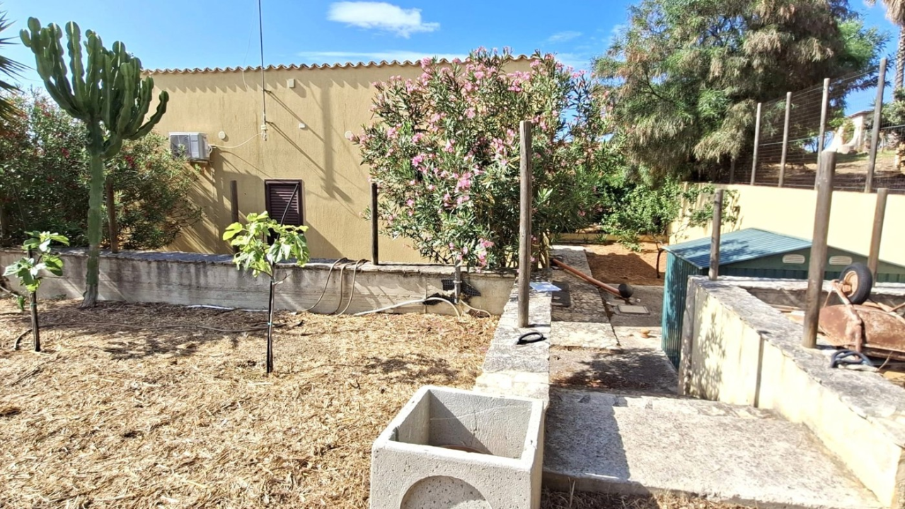 Villa - Image 31