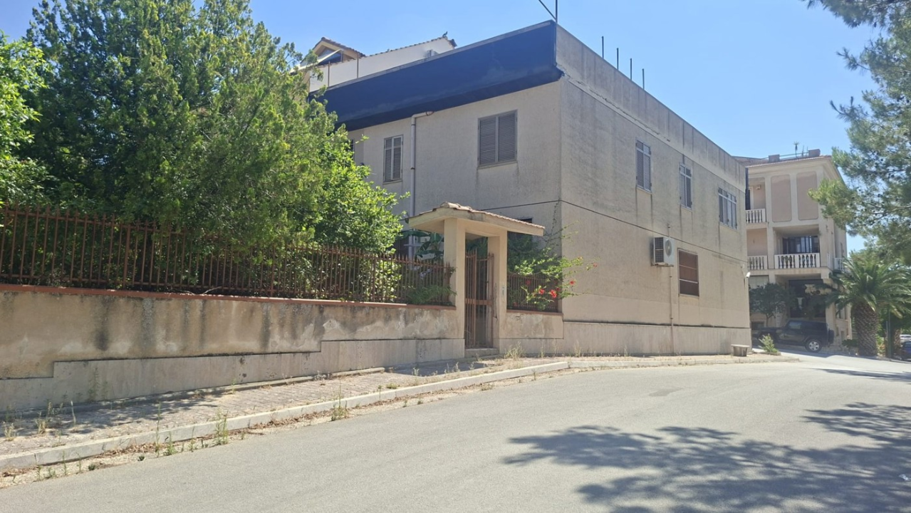 Palazzina - Image 16