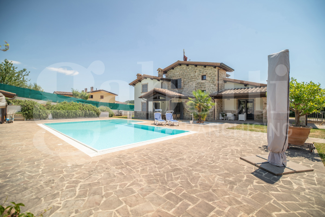 Villa - Image 3