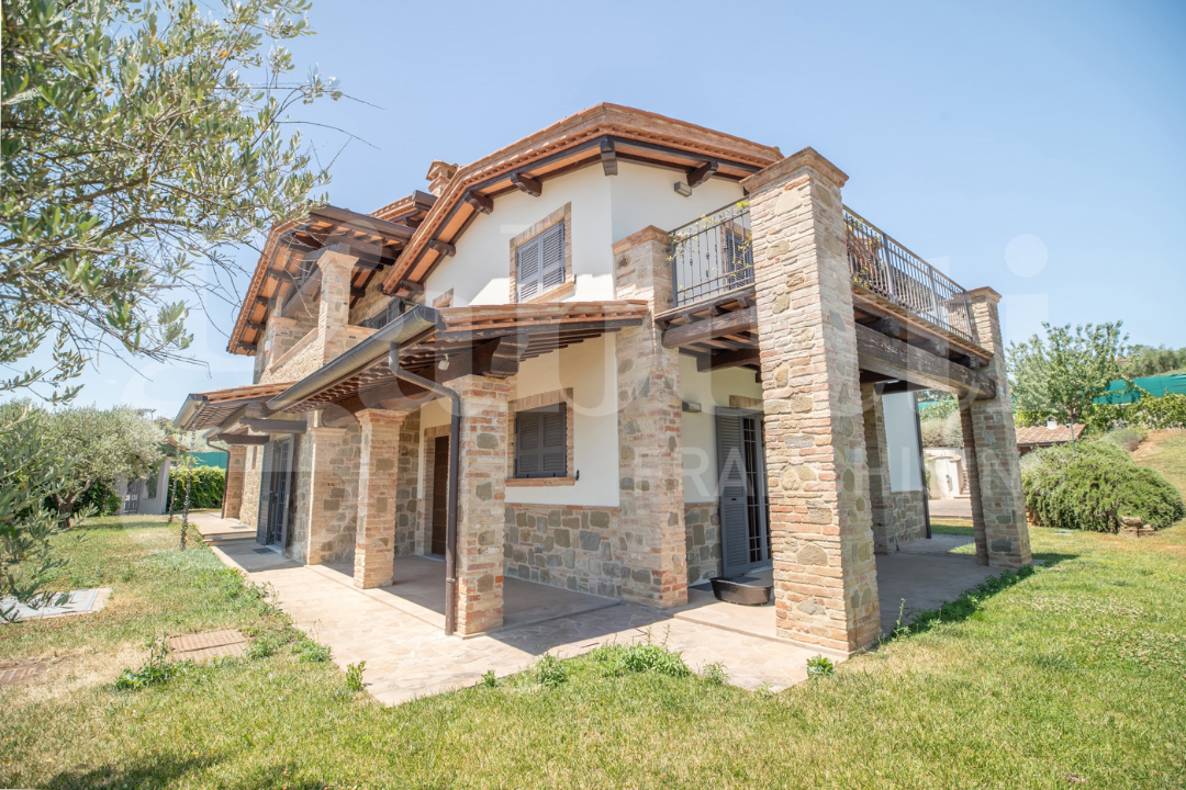 Villa - Image 8