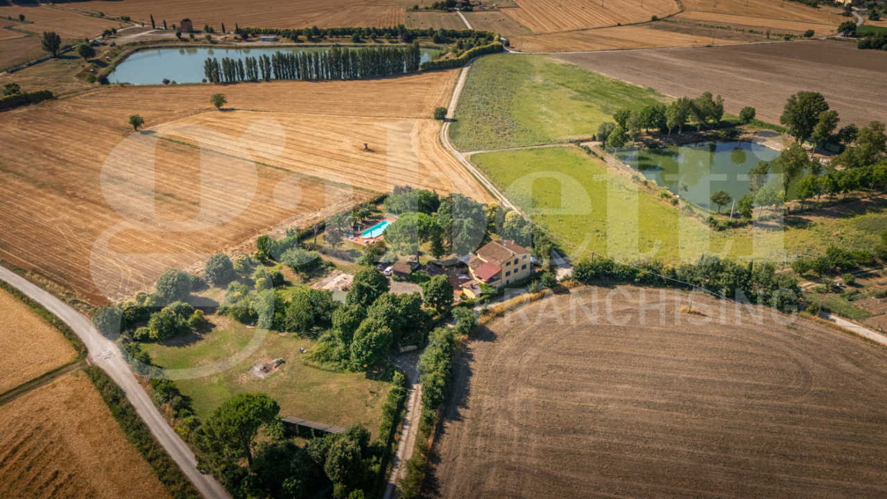 Villa - Image 8