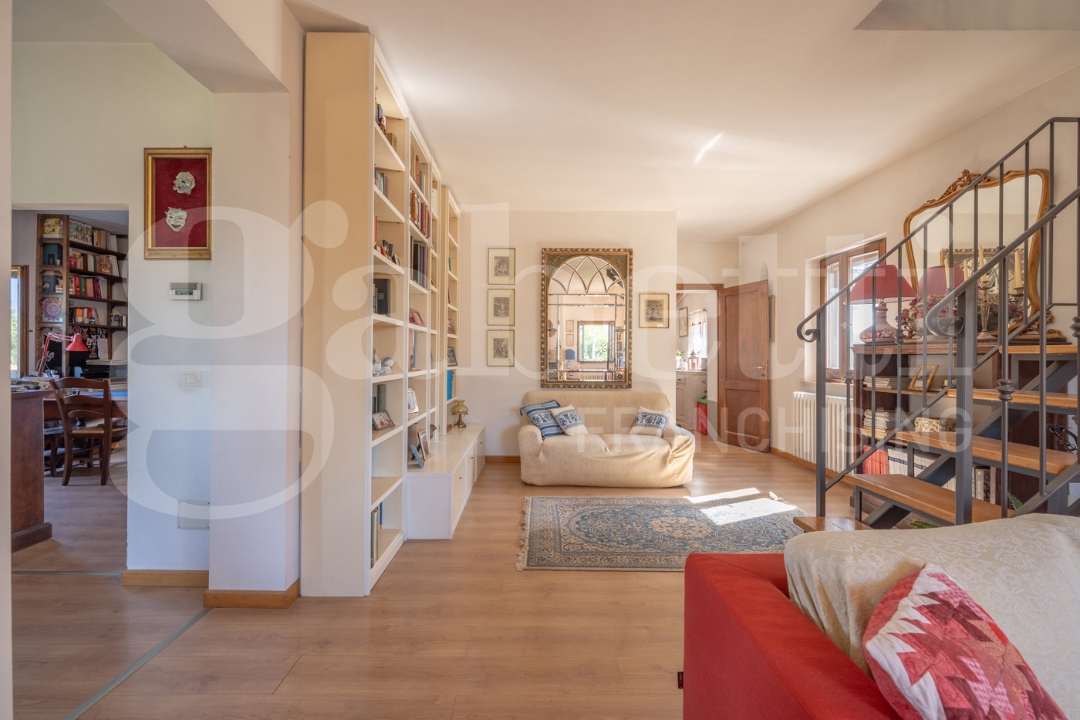 Villa - Image 31