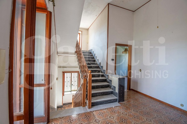 Villa - Image 13