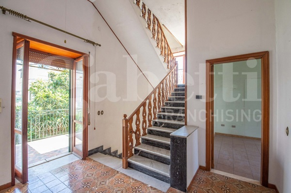Villa - Image 10