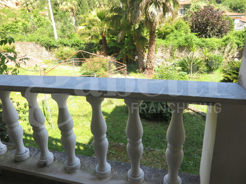 Villa - Image 3