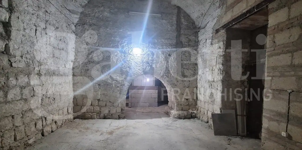 Magazzino - Image 12