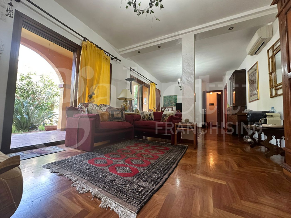 Altro - Image 17