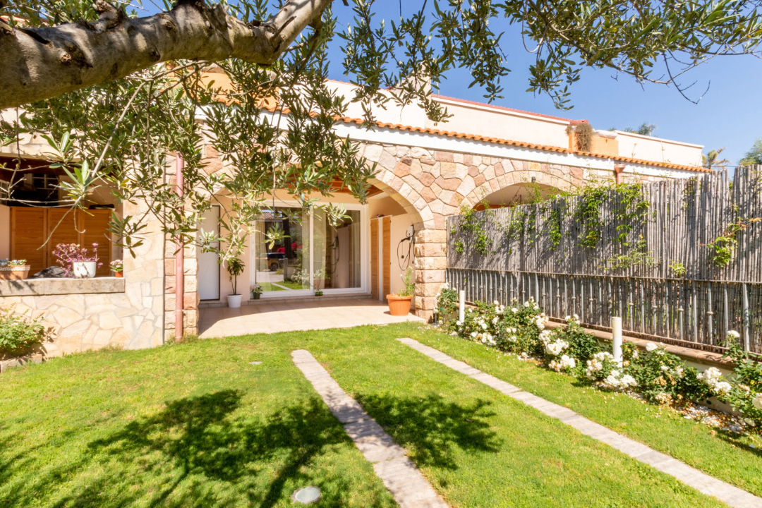 Villa - Image 1