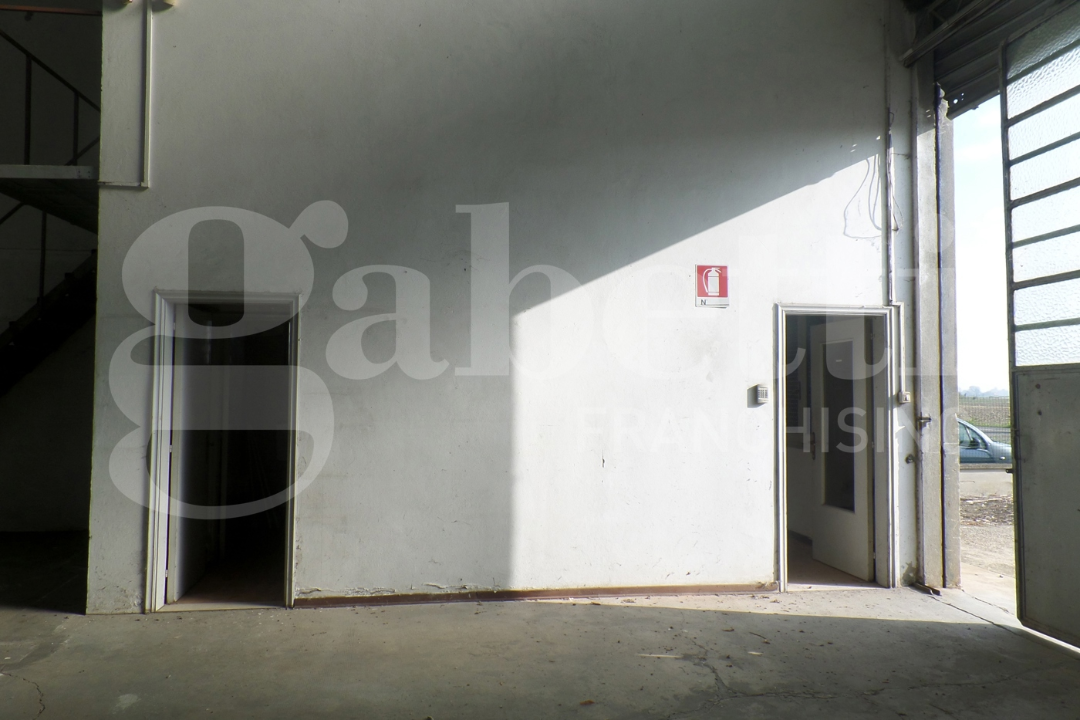 Capannone - Image 18