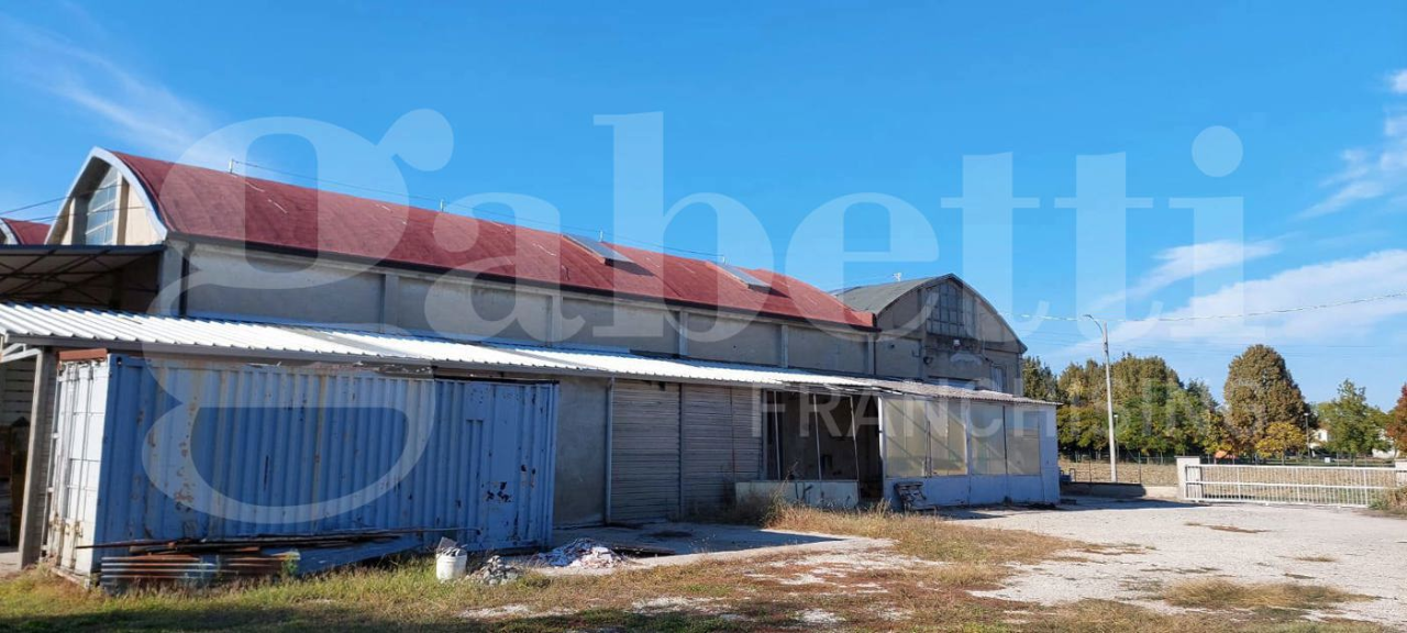 Capannone - Image 22