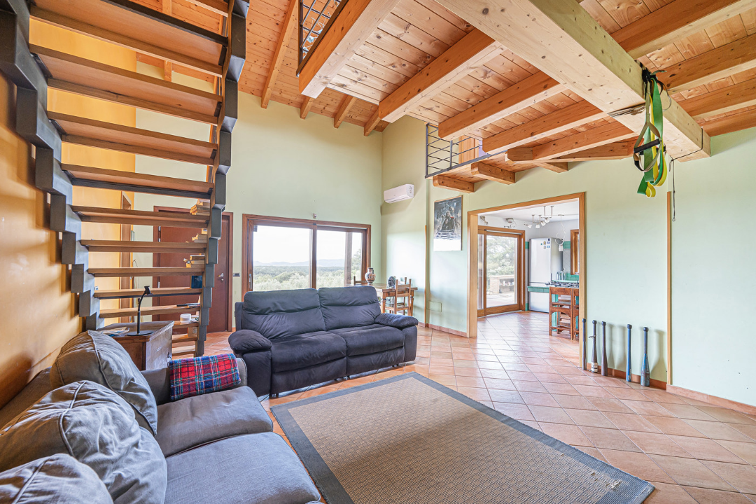 Villa - Image 3