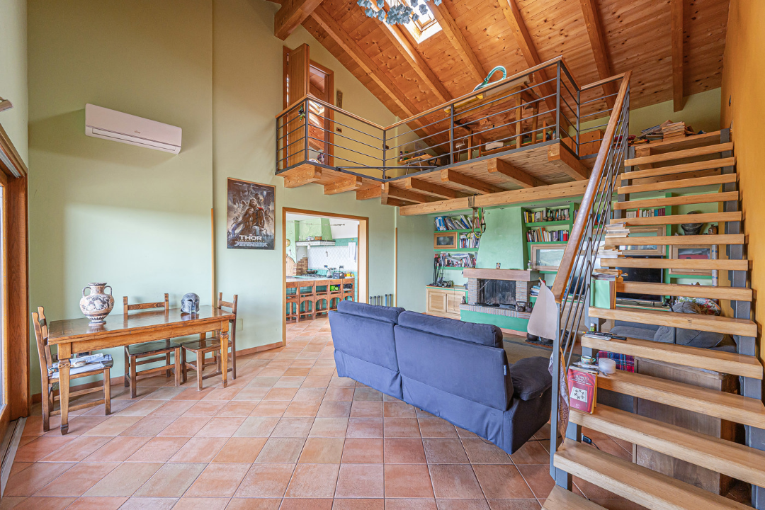 Villa - Image 4
