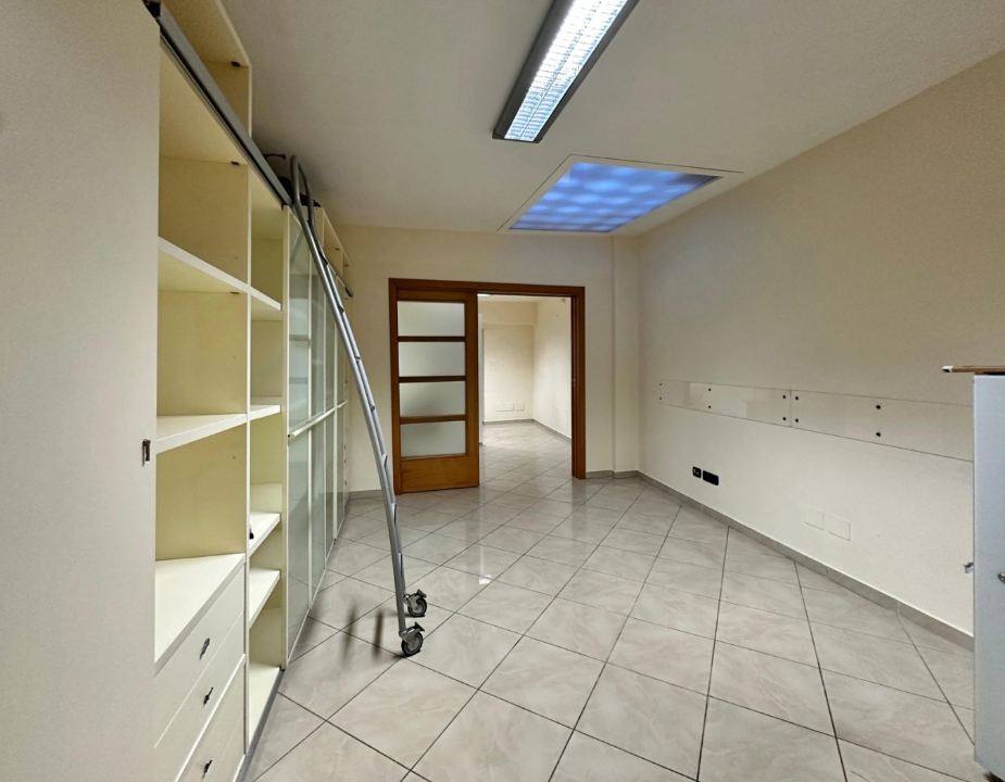 Ufficio - Image 6