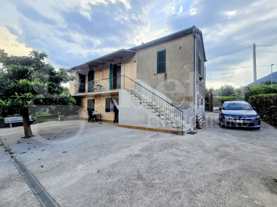 Villa - Image 3