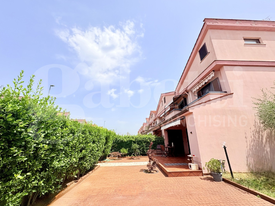 Villa - Image 29