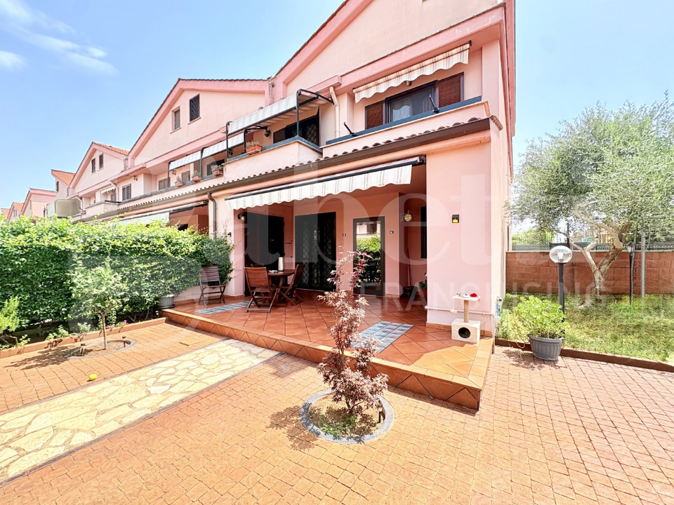 Villa - Image 5