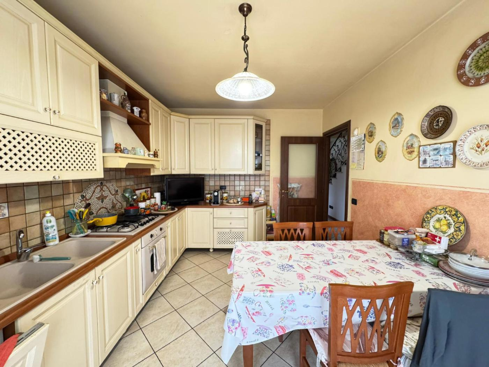 Villa - Image 11