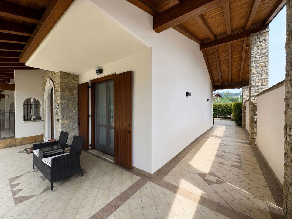 Villa - Image 7
