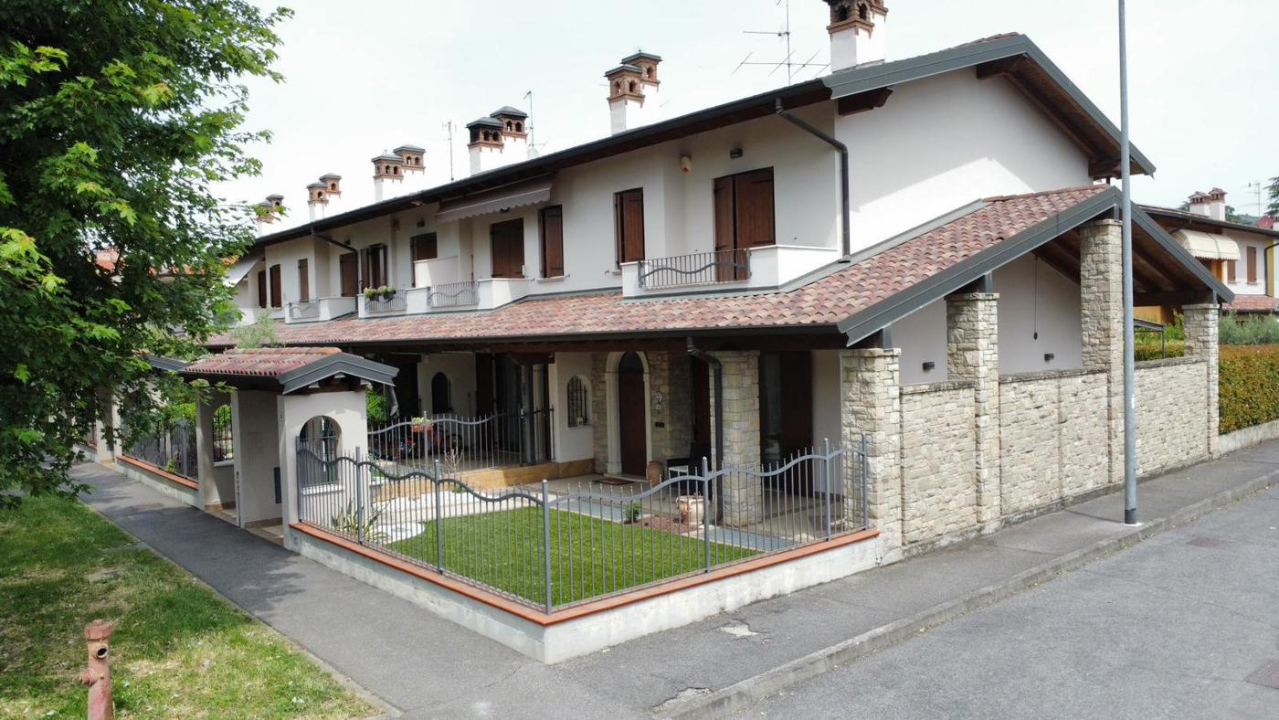 Villa - Image 10