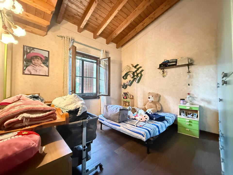 Villa - Image 31