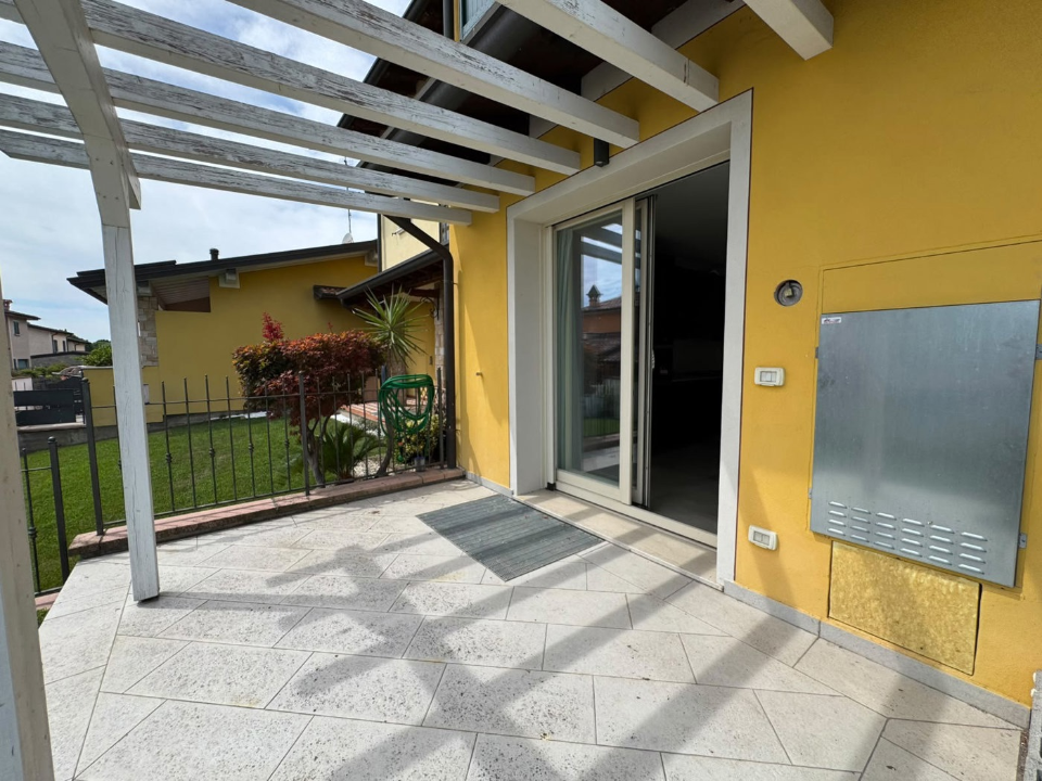 Villa - Image 11