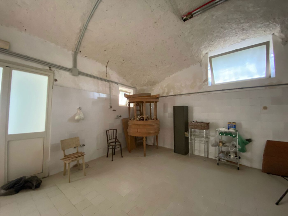 Magazzino - Image 15