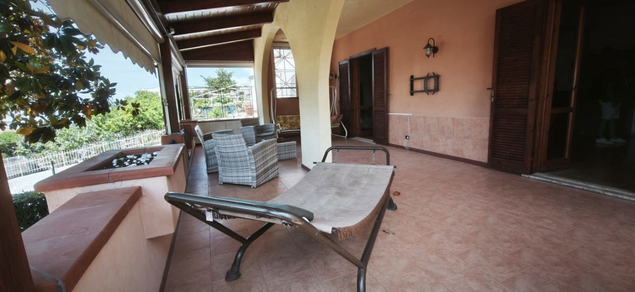 Villa - Image 20