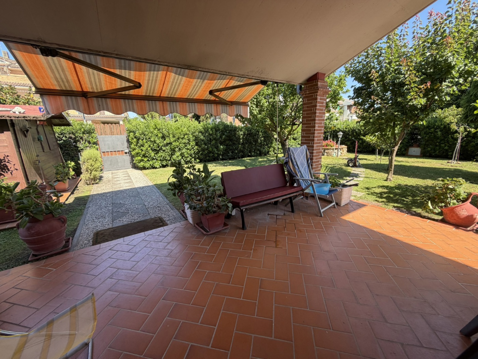 Villa - Image 8