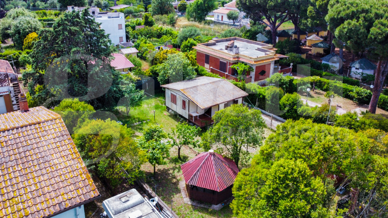 Villa - Image 20