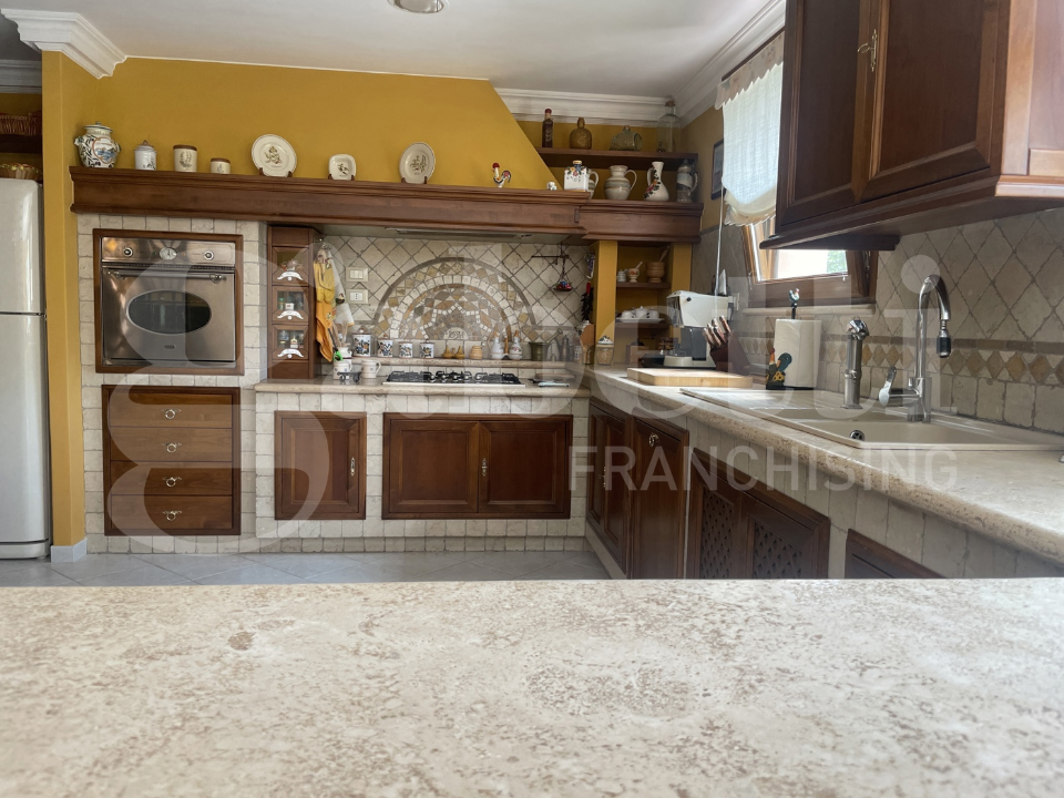 Villa - Image 31