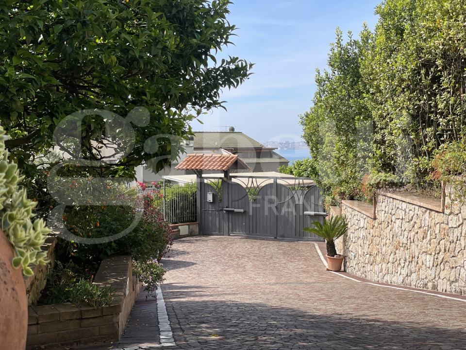 Villa - Image 5