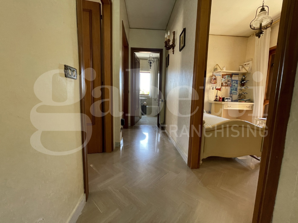 Villa - Image 33