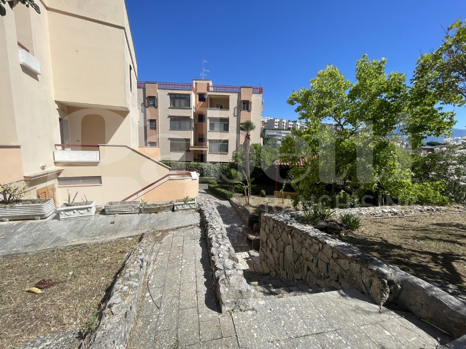 Villa - Image 5