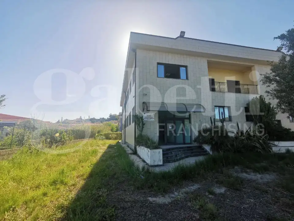 Edificio Direzionale - Image 21