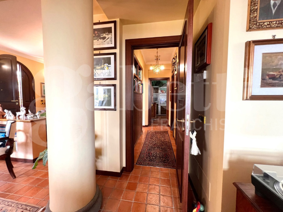 Villa - Image 28