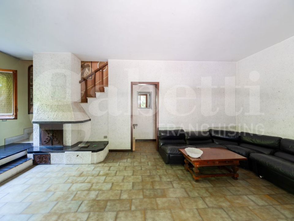 Villa - Image 5