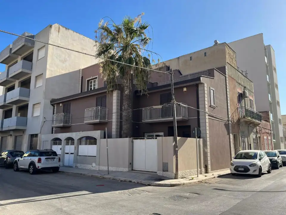 Casa Indipendente - Image 1